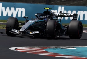 Mercedes nastavio dominaciju na "Suzuki", Maks katastrofalan